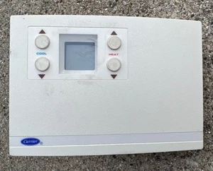 Monitor Carrier CCN VVT 33CSZC-01 - Usado - Imagen 1 de 4