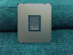 Intel Xeon E5-2643 V4 SR2P4 3.40 GHz Processor - Picture 1 of 2