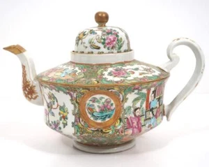 Antique 19th Century Export Chinese Rose Medallion Painted Porcelain Teapot - Picture 1 of 7