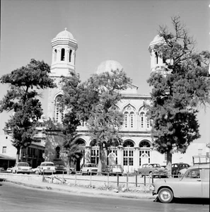 LIMASSOL c. 1960 - Autos La Cathédrale - Négatif 6 x 6 - CHYPRE 20 - Picture 1 of 1