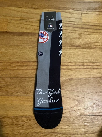 New York Yankees Stance Split Crew Socks  L - Men 9-13 / Wmns 11 Cover