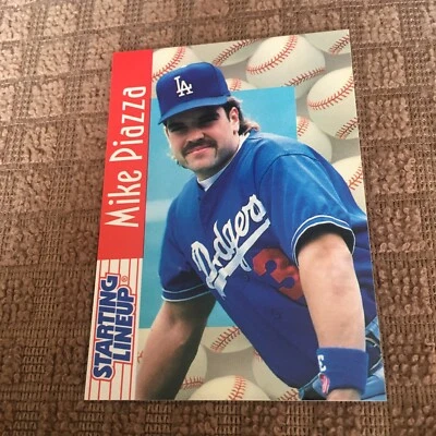 MIKE PIAZZA 1997 KENNER STARTING LINEUP CARD - LOS ANGELES DODGERS - Image 1 of 2