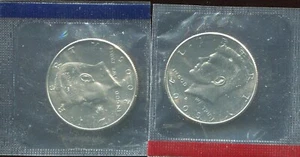2005-P AND 2005-D KENNEDY HALF DOLLARS IN MINT CELLO (WZ983) - Picture 1 of 2