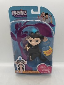 Fingerlings Baby Monkey Black With Teal Hair Finn Interactive Friend Toy