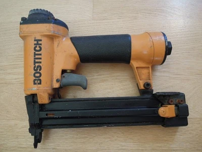 Bostitch Pneumatic Air Finish Nailer SB125BN Brad Nail Gun Tested Working - Image 1 of 4