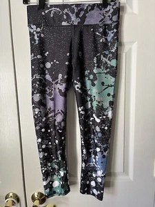 NWT Terez Capri Camo Shiny Workout Leggings Women Medium - Picture 1 of 10