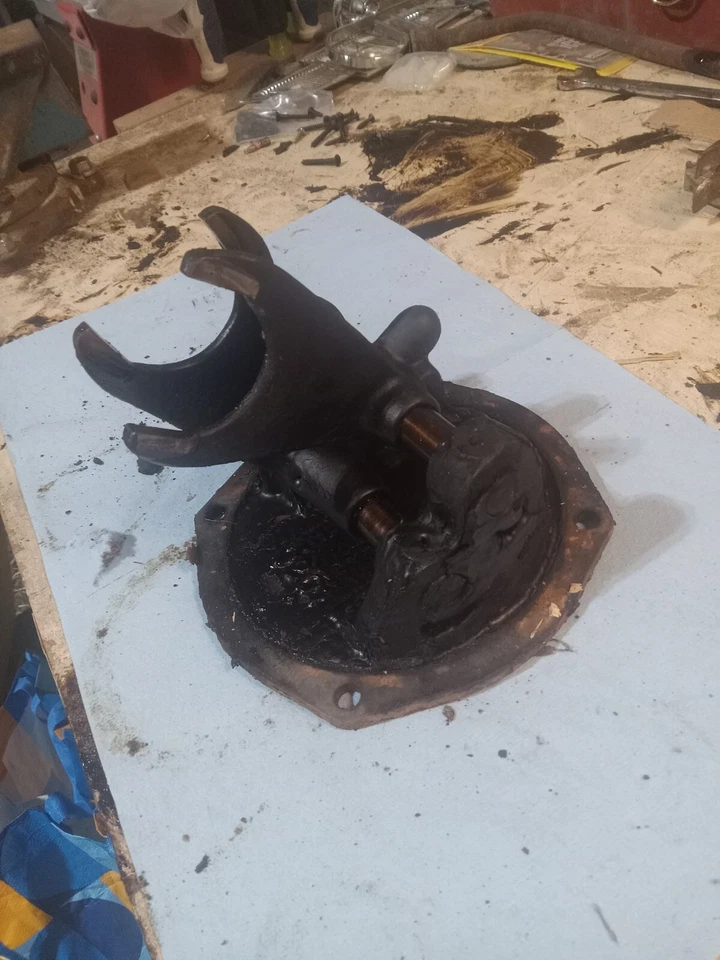  Allis Chalmers B Tractor Shift Fork Assembly AC Transmission Shift Forks  - Image 1 of 4