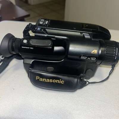 Vintage Panasonic NV-S500EN Palmcorder Camcorder UNTESTED - Image 1 of 4