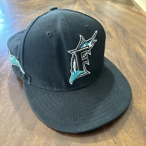 Schwarze New Era Florida Marlins Mütze Kappe 100 % Wolle Snapback Cooperstown Kollektion - Bild 1 von 7