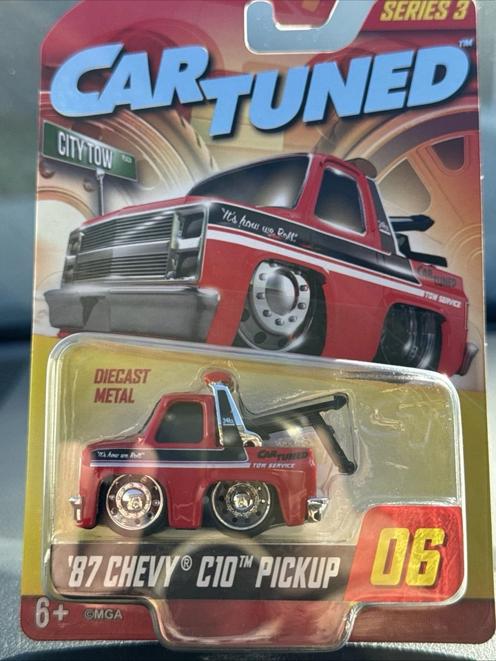 Nuevo auto MGA afinado WAL-GREENS EXCLUSIVO SERIE 3 = #06 '87 CHEVY C10 GRÚA Foto 1 de 1