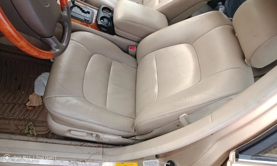 LS400     1999 Front Seat 720178 Foto 1 de 1