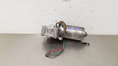 1970 JEEP CJ5 СТЕКЛООЧИСТИТЕЛЬ МОТОР - Изображение 1 из 4