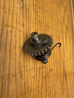 75 Yamaha RD250 RD350 1975 motor arranque pedal eje engranaje spline Foto 1 de 4