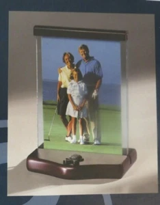 5" x 7" GOLF WOOD BASE PHOTO FRAME BY GREAT GIFTS - Picture 1 of 2