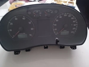 Tacho VW Polo 9n3 - Bild 1 von 3