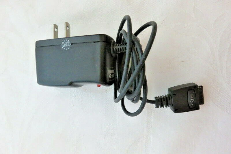 AC Adapter HH-STC001A Power Supply Transformer Travel Charger Output DC 5V-11V - Изображение 1 из 4