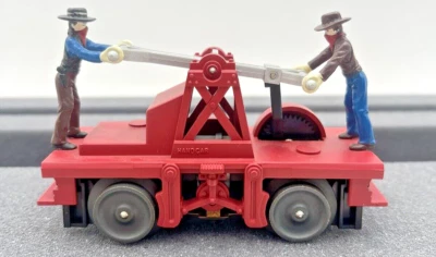 Lionel 6-26897 O Gauge Great Western Flatcar w/ Hand Car - Image 1 of 4