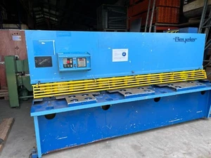 Hydraulische Tafelblechschere Beyeler CP3100x8 Baujahr 1992 - Bild 1 von 12
