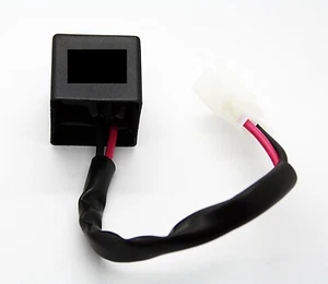 LED Moto Relè Frecce Relè Adatto A per Honda CBR CB 600 900 1100 XL 1000 - Foto 1 di 1