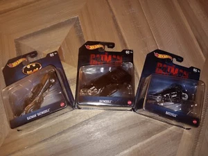Lot Of 3 DC Comics Hot Wheels Batmobile, Batcycle, Batman Batobile - Picture 1 of 10
