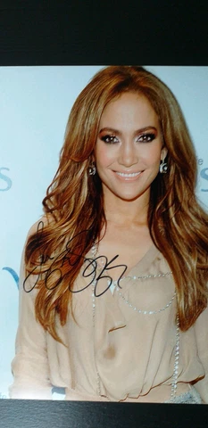 JENNIFER  LOPEZ Genuine signed 10x8 with coa Cover