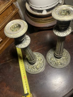 Belle paire de bougeoirs anciens en BRONZE / 19éme - Photo 1/4