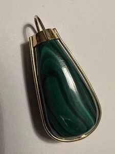 Yellow Gold Malachite Modernist Pendant Authentic Modernist Mod Teardrop 70s ? - Picture 1 of 11