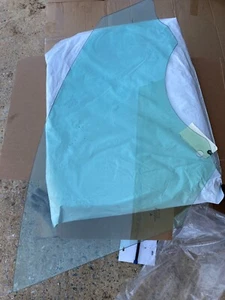Tesla Model Y Naked Moving Front  Right  Window Glass 2020-2024 1495507-00-A - Bild 1 von 5