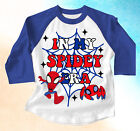T-shirt d'anniversaire personnalisé In My Spidey Era Raglan enfants taille 4 manches bleues