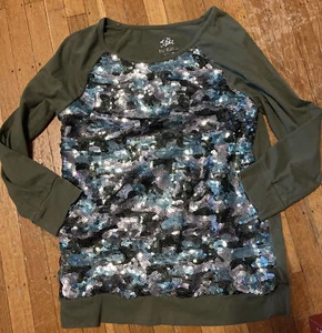 Justice girls green sequin Camo design shirt Size:14 EUC - Picture 1 of 2