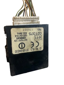 SUZUKI Zentralverriegelung Steuergerät Modul 3719054G81 - Picture 1 of 6