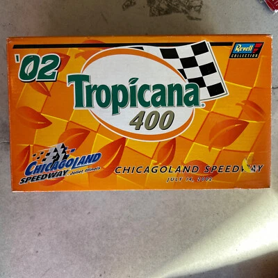 Revell '02 Tropicana 400 Nascar Dodge 1:24 scale car - Image 1 of 4