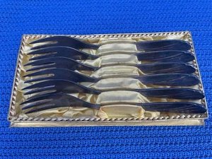 6 antike alte Kuchengabeln Besteck WMF Serie Wien Modell 4000 Silber 90 - Bild 1 von 6