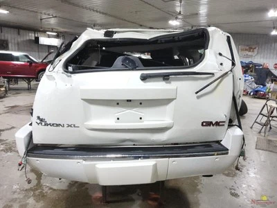 GMC Yukon Denali XL 1500 2014 motor limpiaparabrisas trasero Foto 1 de 4