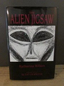 Alien Jigsaw By Wilson, Katharina Katharina Wilson HC/DJ - NEW! - Picture 1 of 6