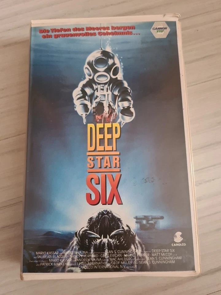 VHS RARITÄT: DEEP STAR SIX - DAS GRAUEN AUS DER TIEFE (1989)  VMP HARTBOX - Bild 1 von 1