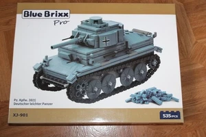 Blue Brixx pro XJ-901 Pz. Kpfw. 38(t) Deutscher leichter Panzer ca. 1/30 - Bild 1 von 2