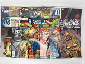 DC Comics Menge 21 zufällige Sammlung Bundle DC Universum Taschenbuch - Bild 1 von 9