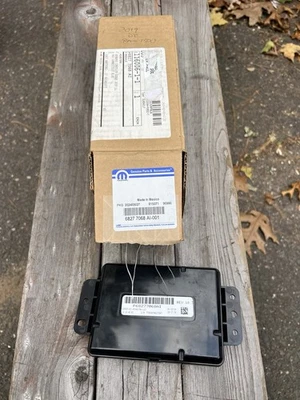 New 2019 Dodge Ram 1500 A/C Climate Control Module  Temperature 68277068AI - Image 1 of 4