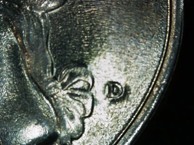 1990-D Washington Quarter *ERROR* D over D. UNC. Free Shipping! - Image 1 of 4