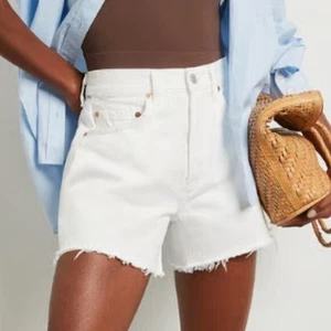 Citizens of Humanity Premium Vintage Annabelle Long Relaxed Shorts White Raw Hem - Bild 1 von 11