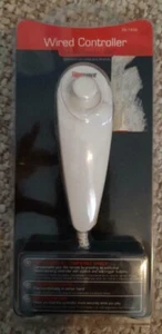 Gigaware Wii nunchuck controller - Picture 1 of 1