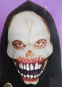 Glow in the Dark Skull Hooded Horror Monster Mask Halloween Haunt Prop OS #7107 - Picture 1 of 4