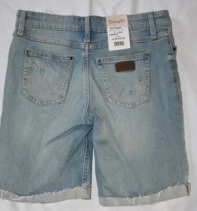 Wrangler Girl's Raw Hem Cut Off Cuffed Denim Shorts Easy Devon Size 16 Regular - Picture 1 of 4