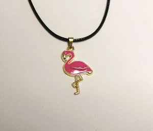 Collana da Donna con ciondolo Fenicottero Rosa smaltato Portafortuna idea regalo - Foto 1 di 5