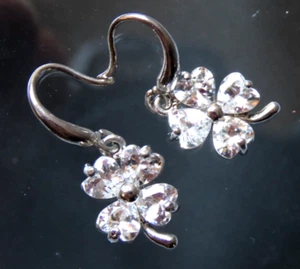 Mujeres Joyería Pendientes Con 4 CORAZONES de Circonita Cúbica - Imagen 1 de 6