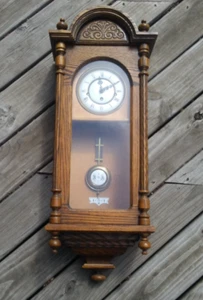 Howard Miller Model #612-462 Westminster Chime Key Wind Pendulum Wall Clock - Picture 1 of 15