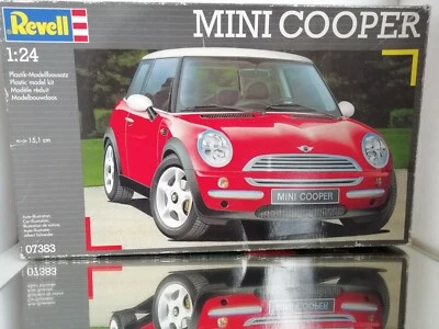 KIT MODELLO REVELL 07383 MINI COOPER IN SCALA 1:24 IN SCATOLA - Immagine 1 di 4