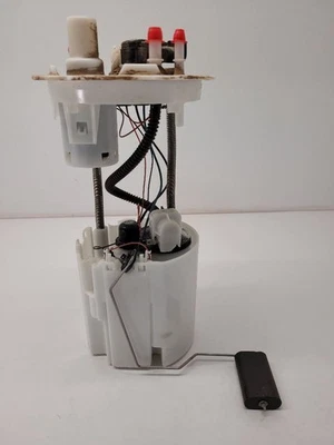 2015 16 17 18 19 20 21 2022 GMC CANYON Fuel Pump Assembly Gasoline  Foto 1 de 4