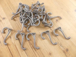 25 COAT HOOKS HAT ENTRY WAY HALL TREE KEYS **SOME RUST*** PAINTABLE - Picture 1 of 13